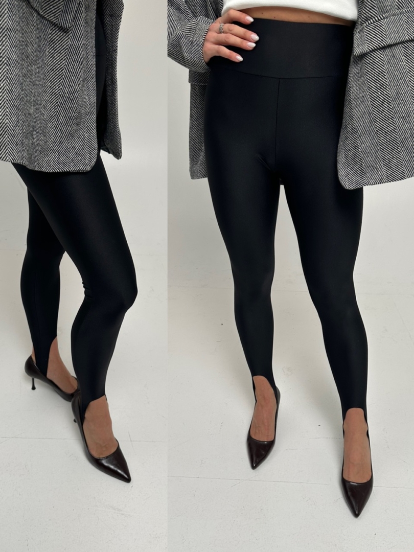 Tamprės juodos D#5920