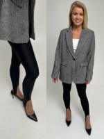 Tamprės juodos D#5920