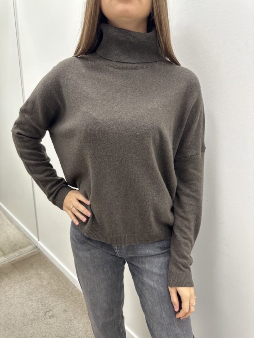 Kašmyrinis megztinis D#6051