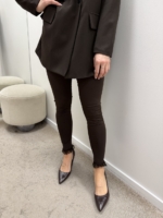 Tamprės rudos D#6144