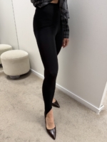 Tamprės juodos D#6225