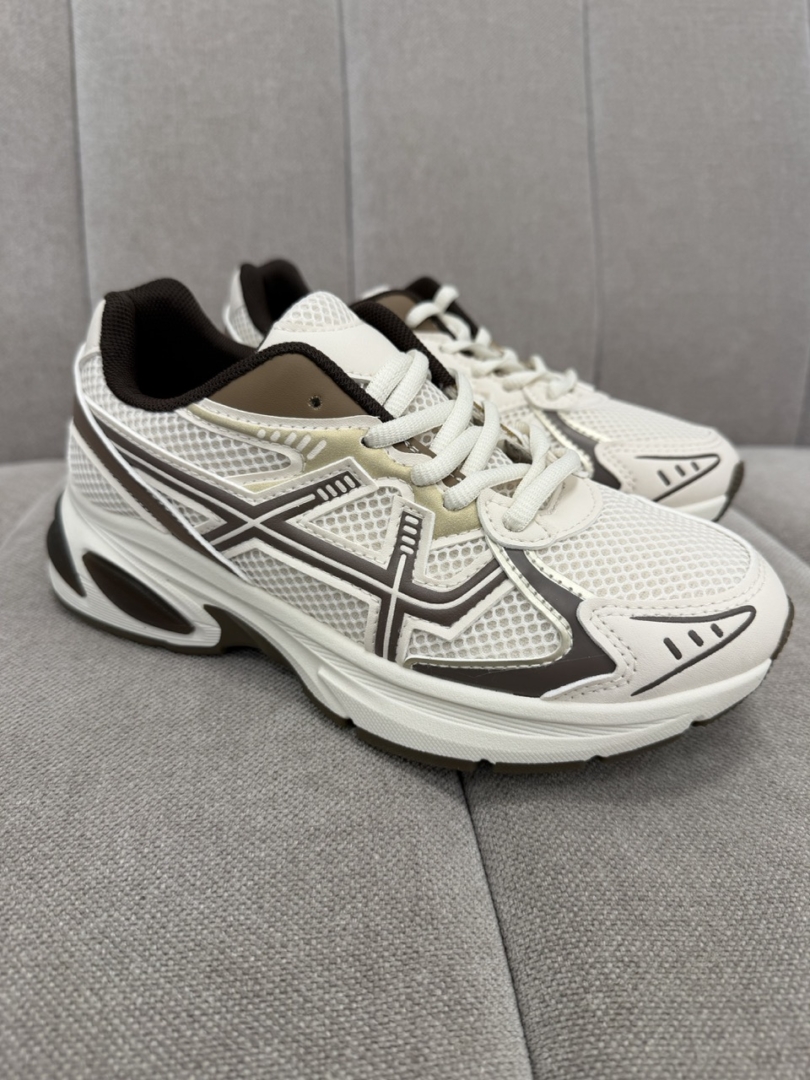 Laisvalaikio bateliai A#454