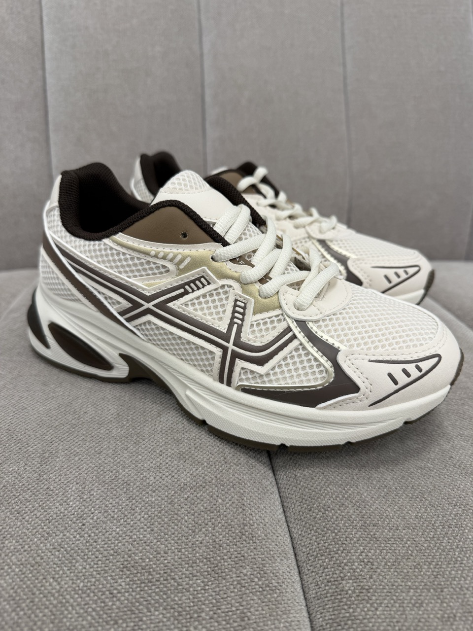 Laisvalaikio bateliai A#454