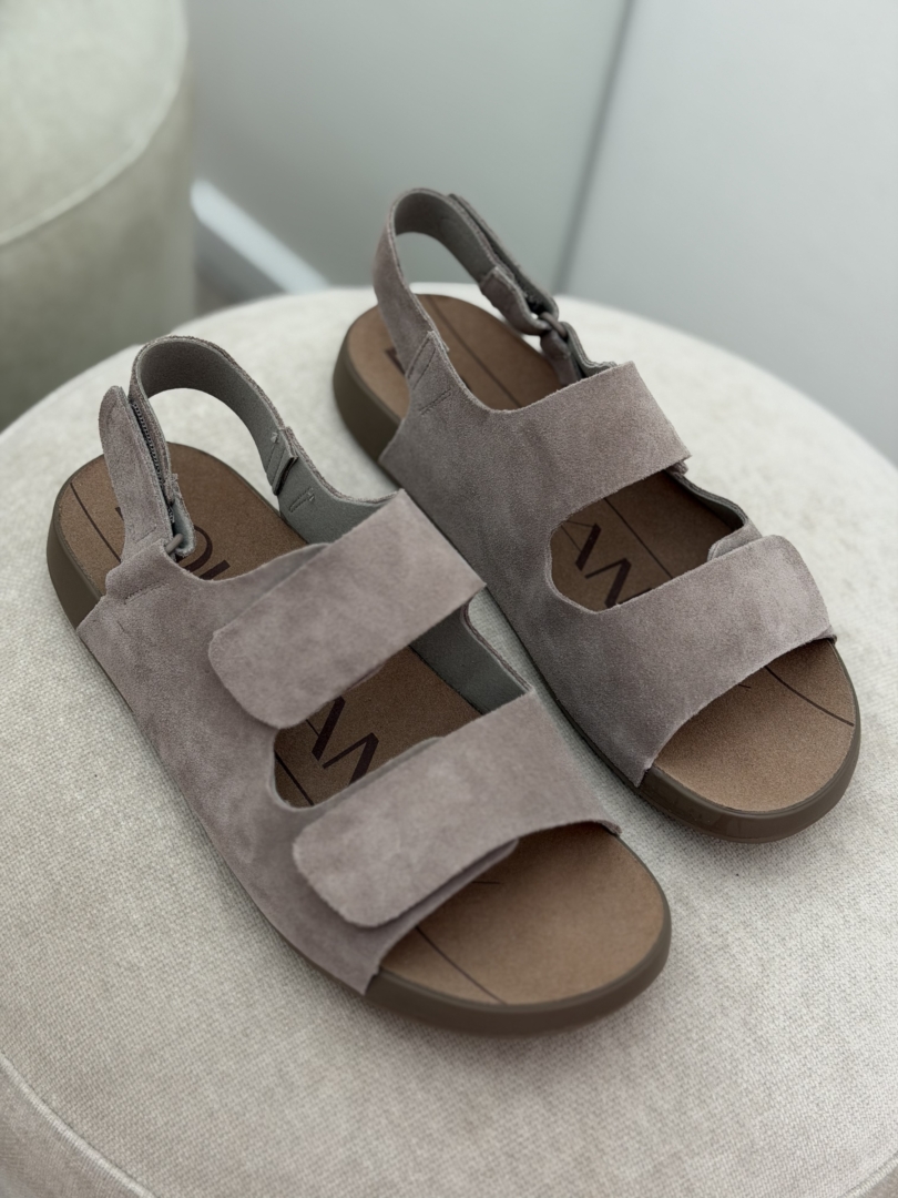 Natūralios odos basutės A#461