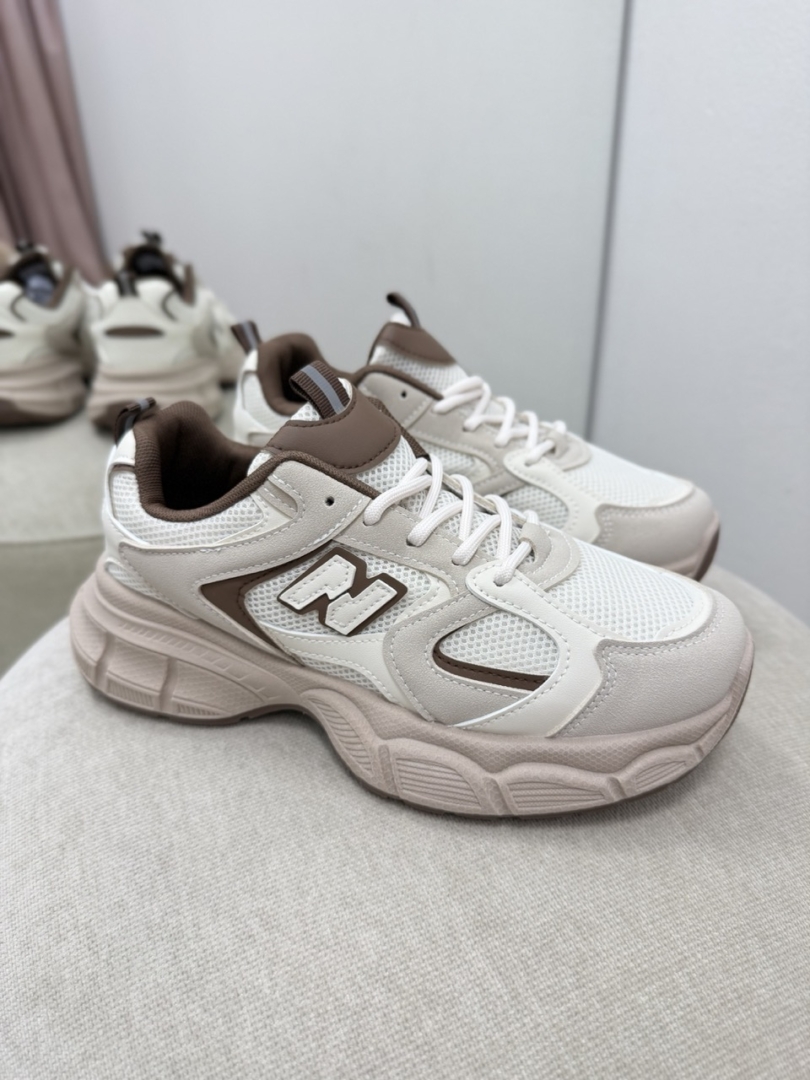 Laisvalaikio bateliai A#471