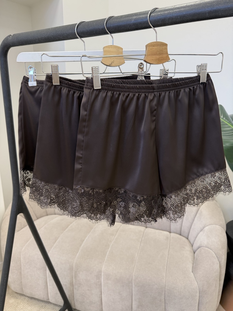 Šortai rudi D#6523