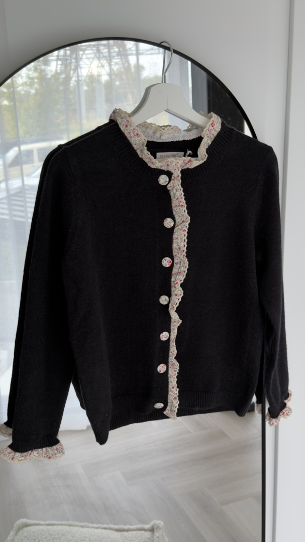 Megztinis juodas D#7005
